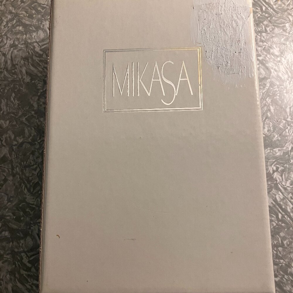 MIKASA "Lyonnais" Trumpet Flute Champagne Glasses Set of 2